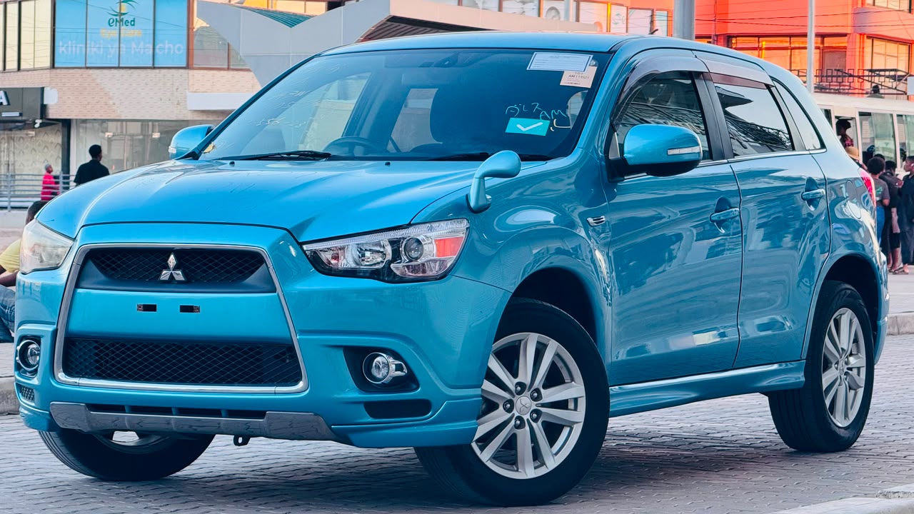 MITSUBISHI RVR thumbnail 2
